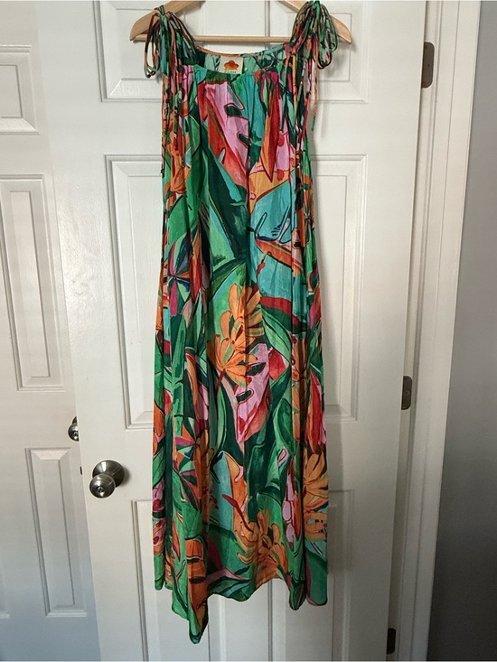 FARM Rio Dresses & Skirts - FARM Rio Tropical Floral Midi Dress
